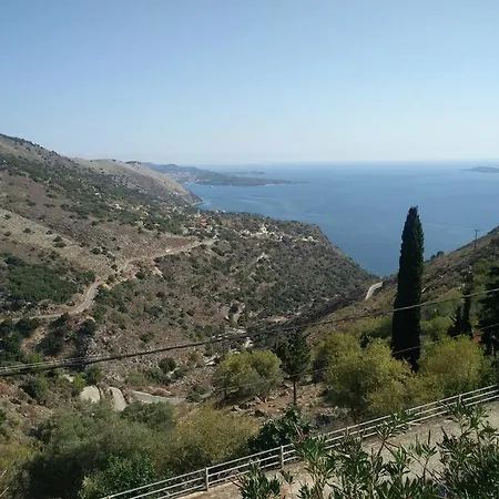 Traditional Sea View Vacation In Kourouklata Holiday home Farsa